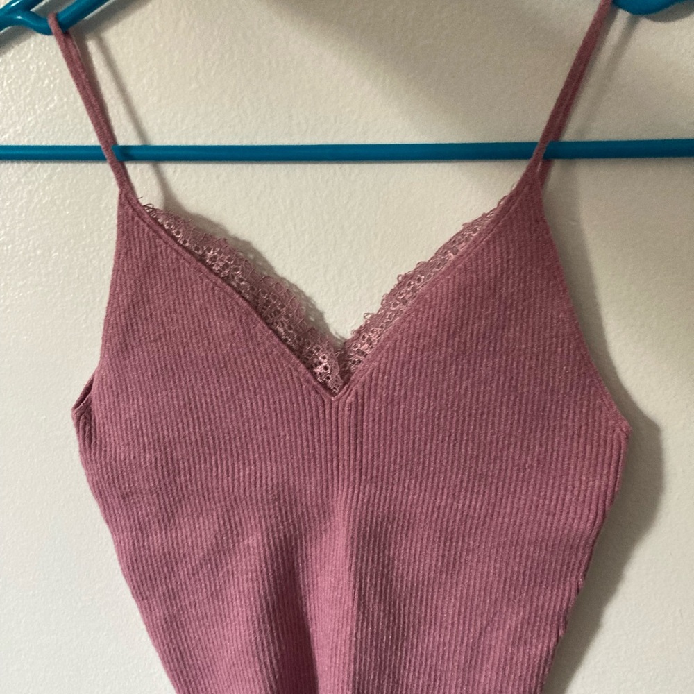 Pink Lace Trim Ribbed Crop Top
